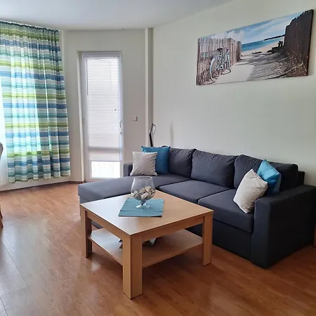 Apartment Paradise A12 *