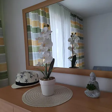 Апартамент Paradise A12 Каварна