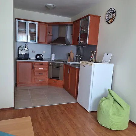 Paradise A12 * Каварна
